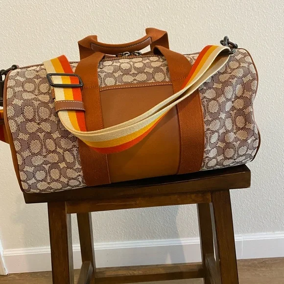 Disney X Coach Duffle In Signature Textile Jacquard With Mickey Mouse And Friend - Picture 5 of 7